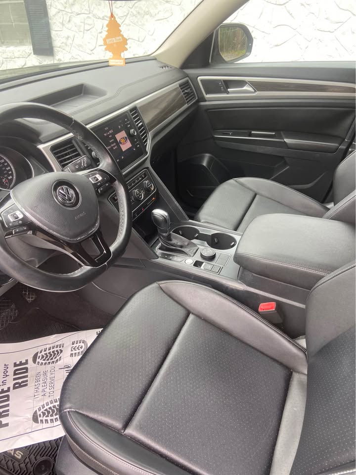 2019 Volkswagen Atlas SE w/Tech - Photo 12